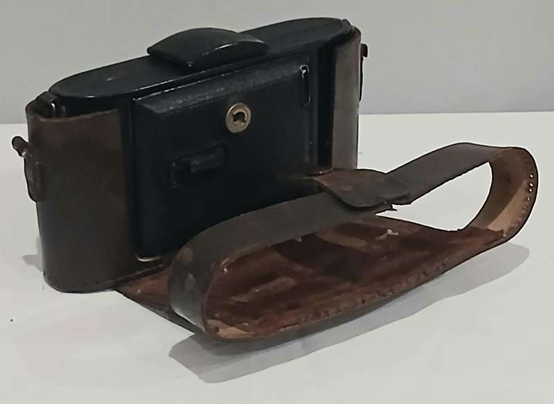 1930s Voigtländer Bessa Folding Camera  Skopar Lens, Compur Shutter  With Case
