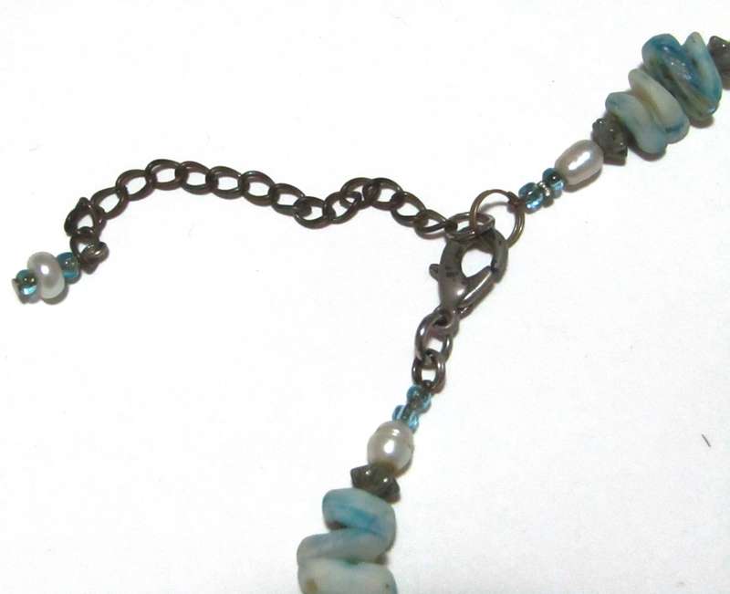 Retro 1980s Blue Mother of Pearl Spike Bib Necklace