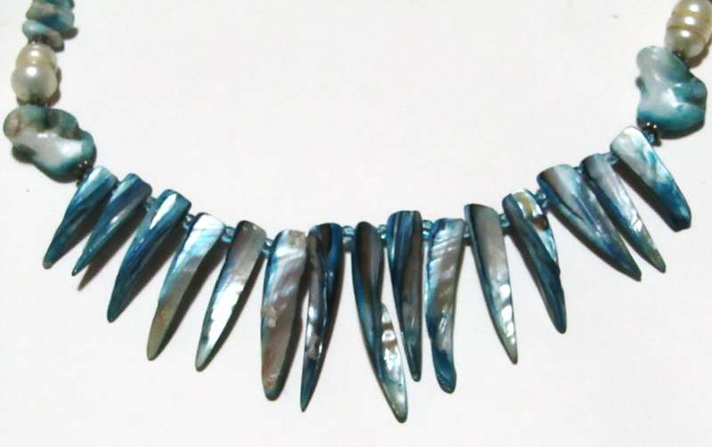 Retro 1980s Blue Mother of Pearl Spike Bib Necklace