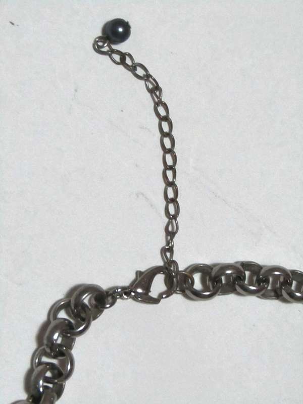 Vintage Silver-Tone and Lustrous Gray Beaded Pendant Necklace