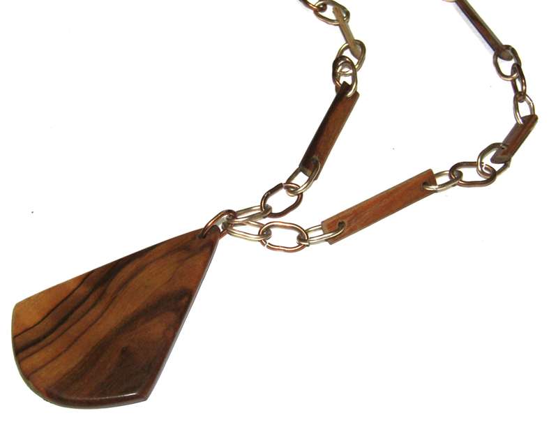 Vintage Two-Tone Metal Link and Wooden Beaded Pendant Necklace