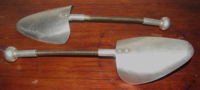 Pair of Vintage 1950s VicTree 8X9 Aluminium Shoe Stretchers - Made in England