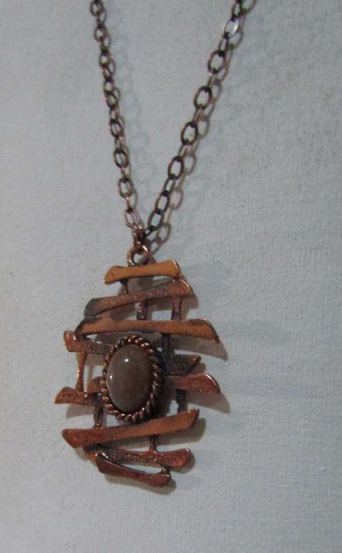 Vintage Hammered Copper Bars Pendant with Agate