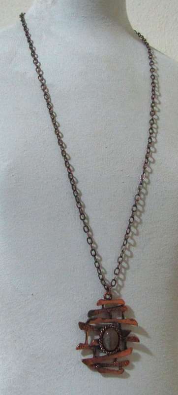 Vintage Hammered Copper Bars Pendant with Agate