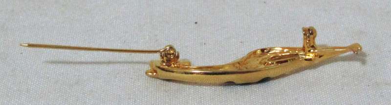 Mid-Century Modern Gold Tone Enamel and Rhinestone Giraffe Brooch Pin