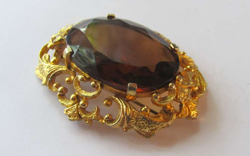 Vintage Art Nouveau Style Gold Tone Brooch Pin with Large Faceted Smoky Quartz Rhinestone by Sphinx