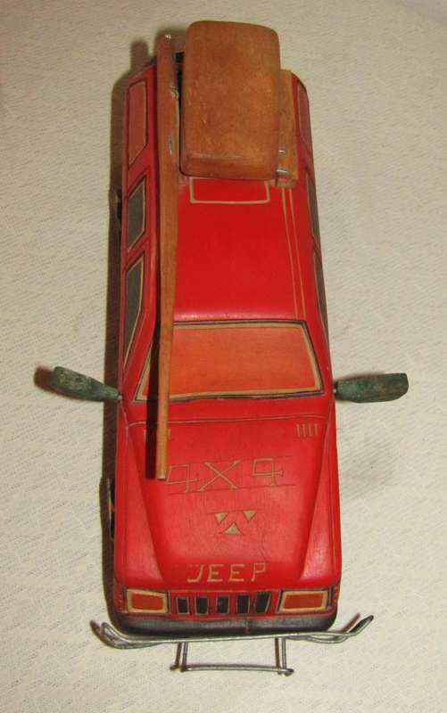 Vintage Handmade Wooden Jeep 4x4 Toy/Display Car - Handcrafted Collectible
