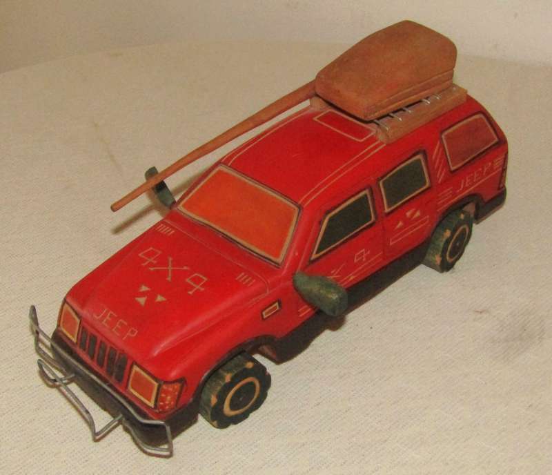 Vintage Handmade Wooden Jeep 4x4 Toy/Display Car - Handcrafted Collectible