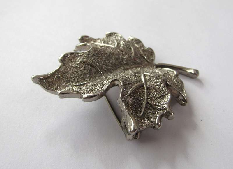 Vintage Silver Tone Maple Leaf Brooch Pin by Hollywood