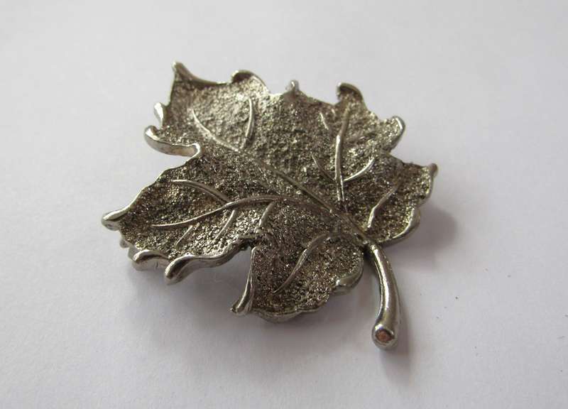Vintage Silver Tone Maple Leaf Brooch Pin by Hollywood