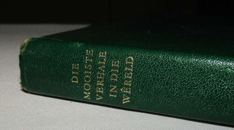 Die Mooiste Verhale in Die Wêreld by Anne de Vries and Alida Geldenhuys (4th Edition Hardback, 1966)