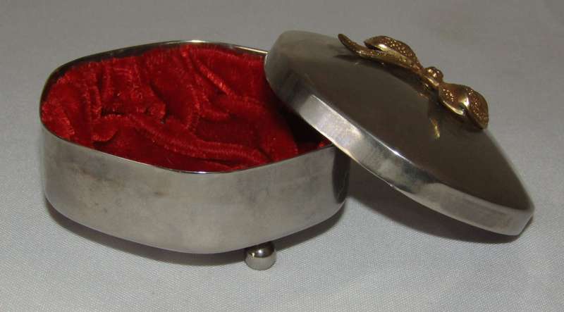 Vintage Hexagonal Silver-Plated Trinket Box with Gold-Tone Bow and Red Velvet Lining