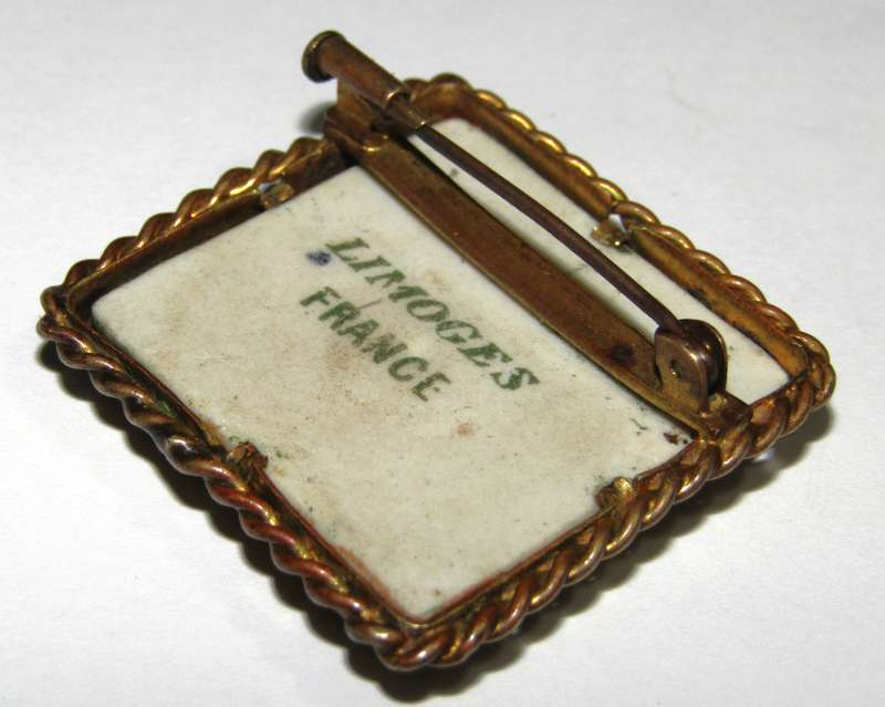 Vintage Hand-Painted Limoges France Brooch Pin in Brass Setting