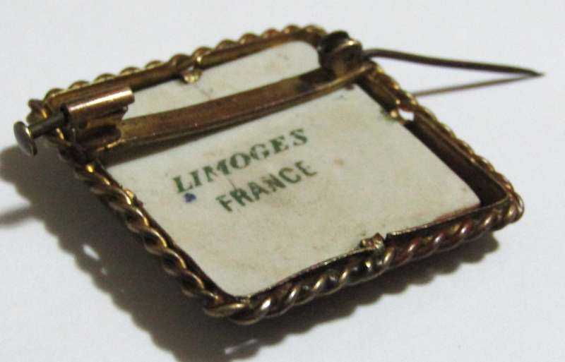 Vintage Hand-Painted Limoges France Brooch Pin in Brass Setting