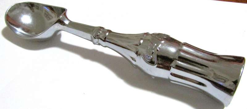 Collectable Vintage-Style Chrome Plated Coca-Cola Ice Cream Scoop (2002)