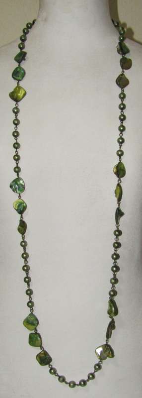 Retro 1980s Extra Long Green Dyed Mother of Pearl Beaded Necklace