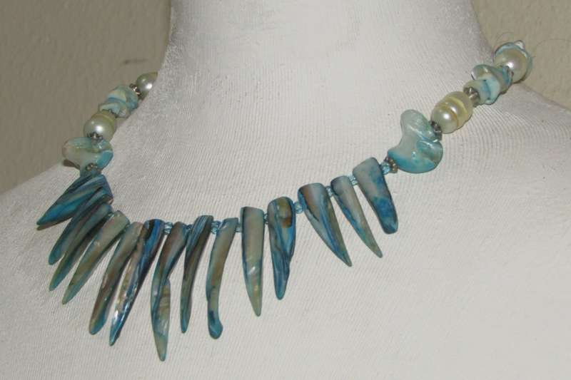 Retro 1980s Blue Mother of Pearl Spike Bib Necklace