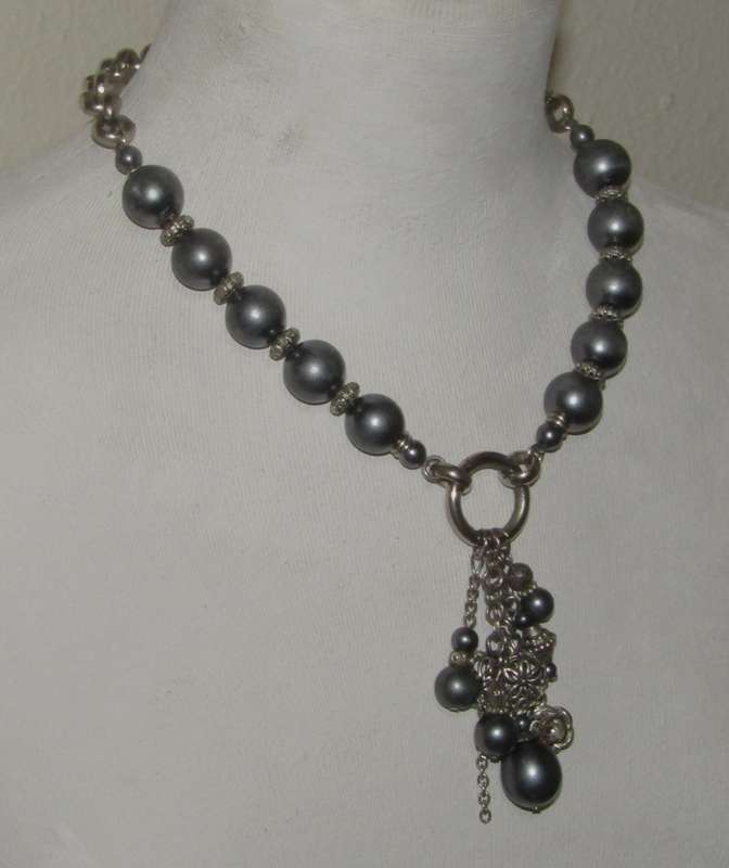 Vintage Silver-Tone and Lustrous Gray Beaded Pendant Necklace
