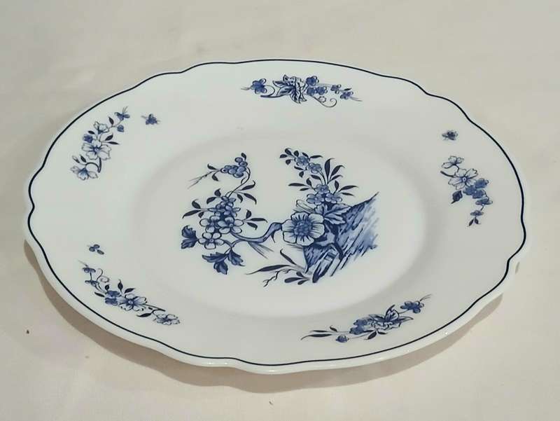 Vintage 1970s Arcopal France Opal Glass Plate | Arc Archer Logo | Rare Retro Pattern