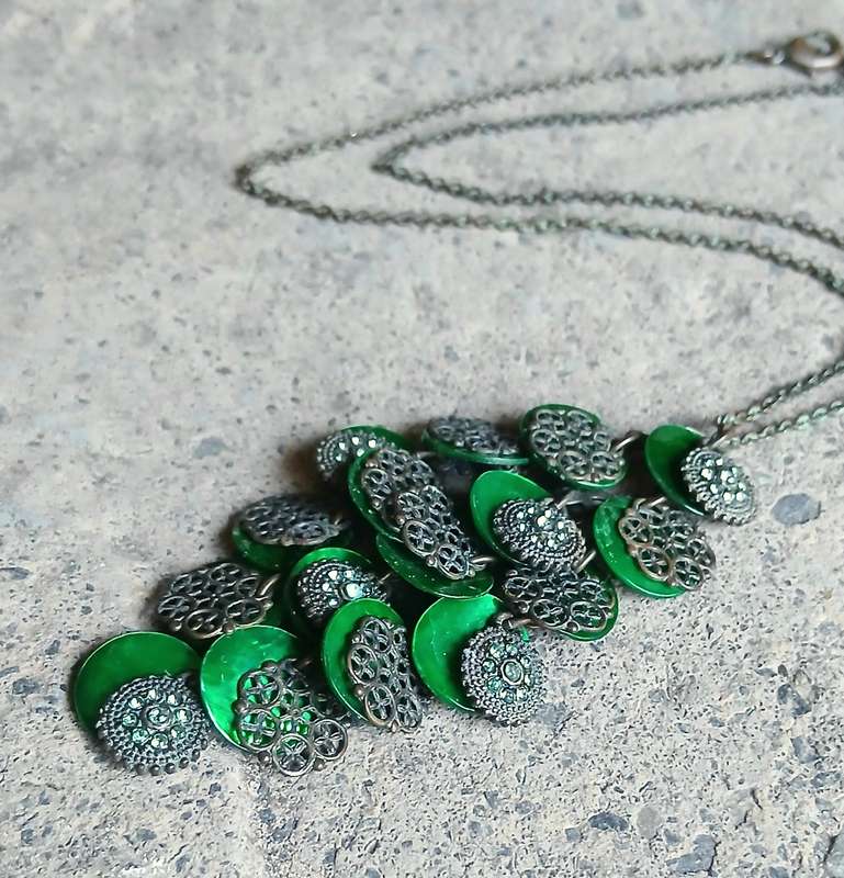 Avon Serbia Vanessa Necklace | Rare 1970s Collectible | Green Glass, Faux Shell & Brass