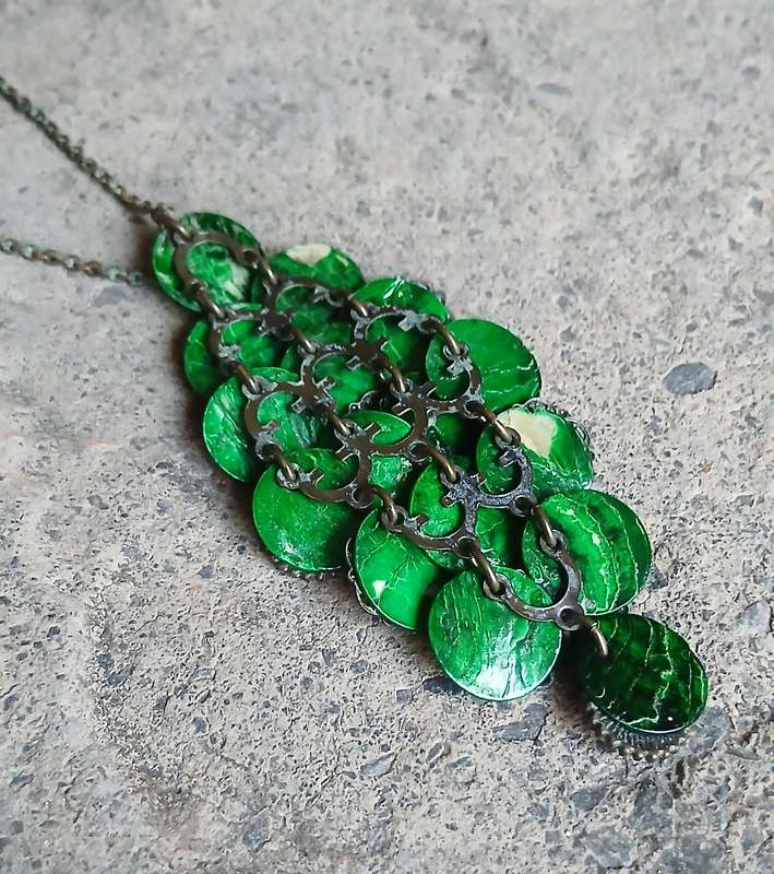 Avon Serbia Vanessa Necklace | Rare 1970s Collectible | Green Glass, Faux Shell & Brass