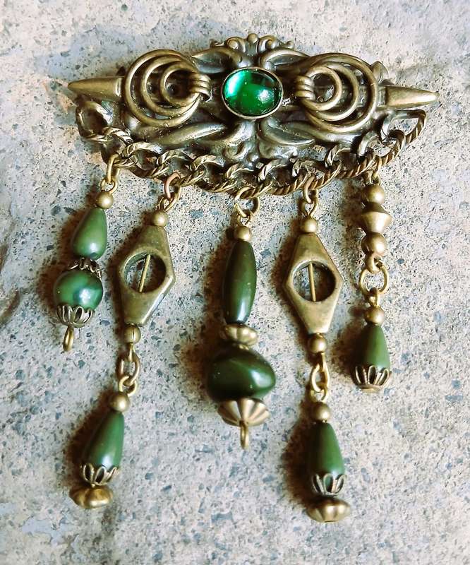 Vintage Brass-Tone Brooch | Emerald Glass Cabochon & Dangles | Art Nouveau Revival