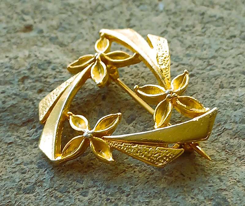 Vintage Gold Tone Brooch | Triangle Wreath with Floral Detail | Mid-Century Geometric Design