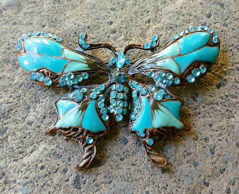 Vintage Copper-Tone Butterfly Brooch | Blue Enamel & Crystal Wings | Eye-Catching Statement Pin