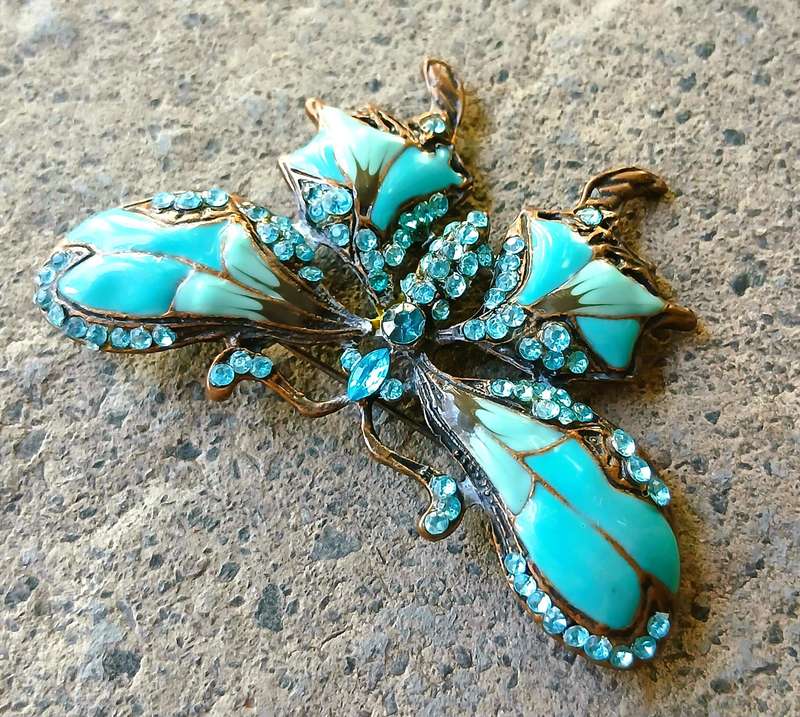 Vintage Copper-Tone Butterfly Brooch | Blue Enamel & Crystal Wings | Eye-Catching Statement Pin