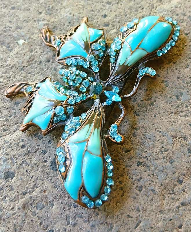 Vintage Copper-Tone Butterfly Brooch | Blue Enamel & Crystal Wings | Eye-Catching Statement Pin