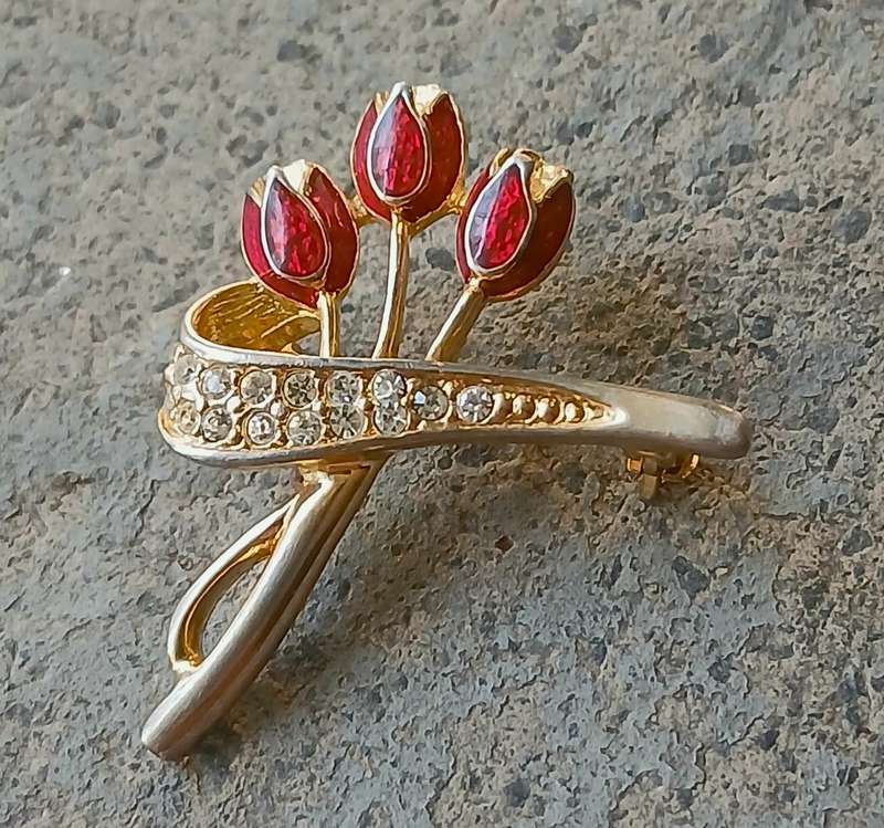 Vintage Gold-Tone Spray Brooch | Red Enamel Tulips & Pave Diamante Ribbon