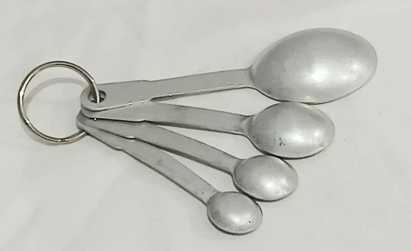 Vintage 1970s Aluminum Measuring Spoons | Royal Baking Powder Branded | Retro Kitchenalia