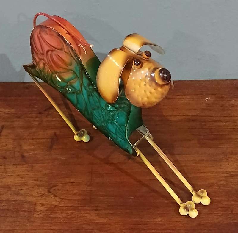 Meet the Stretchy Metal Dog | Handcrafted Garden Art with Personality | 36 x 23 x 12cm