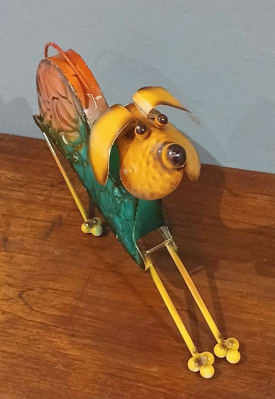 Meet the Stretchy Metal Dog | Handcrafted Garden Art with Personality | 36 x 23 x 12cm