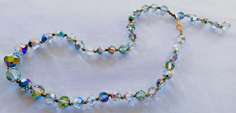 Vintage 1940s Aurora Borealis Crystal Necklace | Faceted Graduated Beads on Brass Links