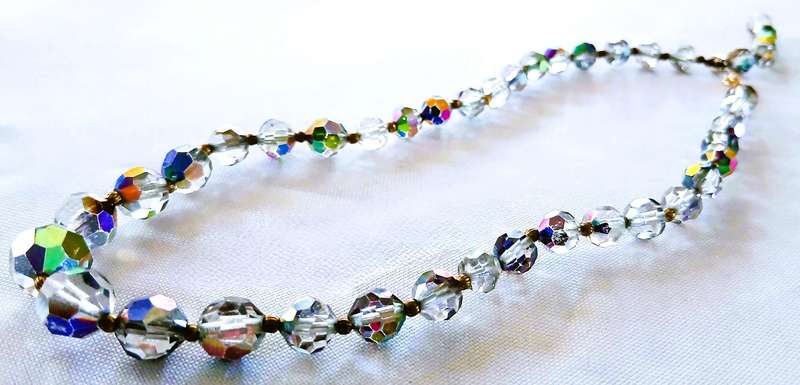 Vintage 1940s Aurora Borealis Crystal Necklace | Faceted Graduated Beads on Brass Links