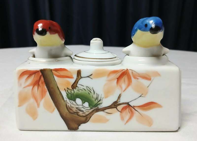 Vintage Bird Nodder Cruet Set | Hand Painted PAT TK & King's Way Mark | Red & Blue Porcelain Shakers