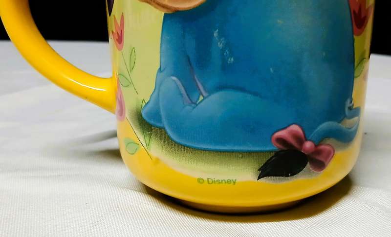 Vintage Disney Winnie the Pooh Mug | Stor Spain | Yellow Ceramic Cup with Green Interior (11.5cm)