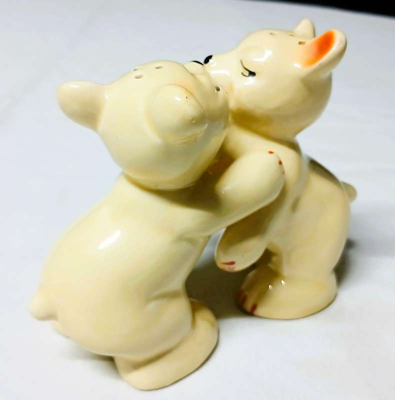Vintage Hugging Bear Salt & Pepper Shakers | Mid-Century Ceramic Set in the Style of Van Tellingen
