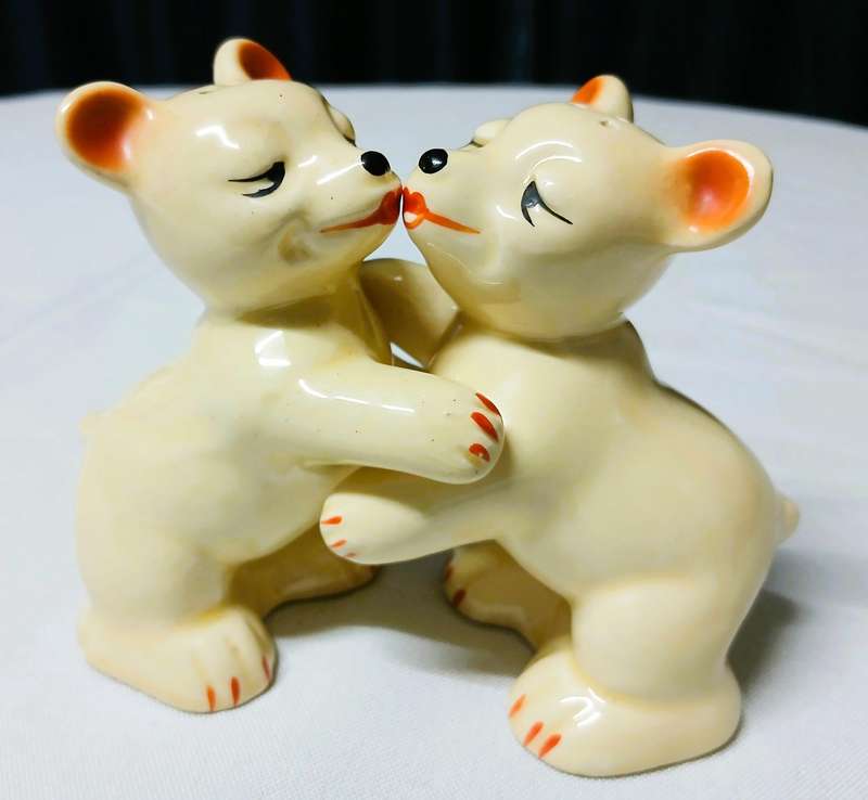 Vintage Hugging Bear Salt & Pepper Shakers | Mid-Century Ceramic Set in the Style of Van Tellingen