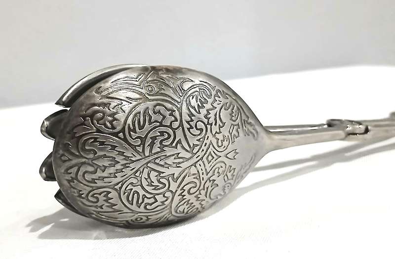 Vintage Silver-Tone Bird Claw Serving Tongs | EP Zinc | Ornate Handles | 23cm Length