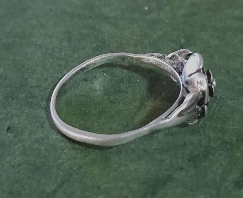 Vintage Sterling Silver Rose Ring | Romantic Floral Design with Leaf Accents
