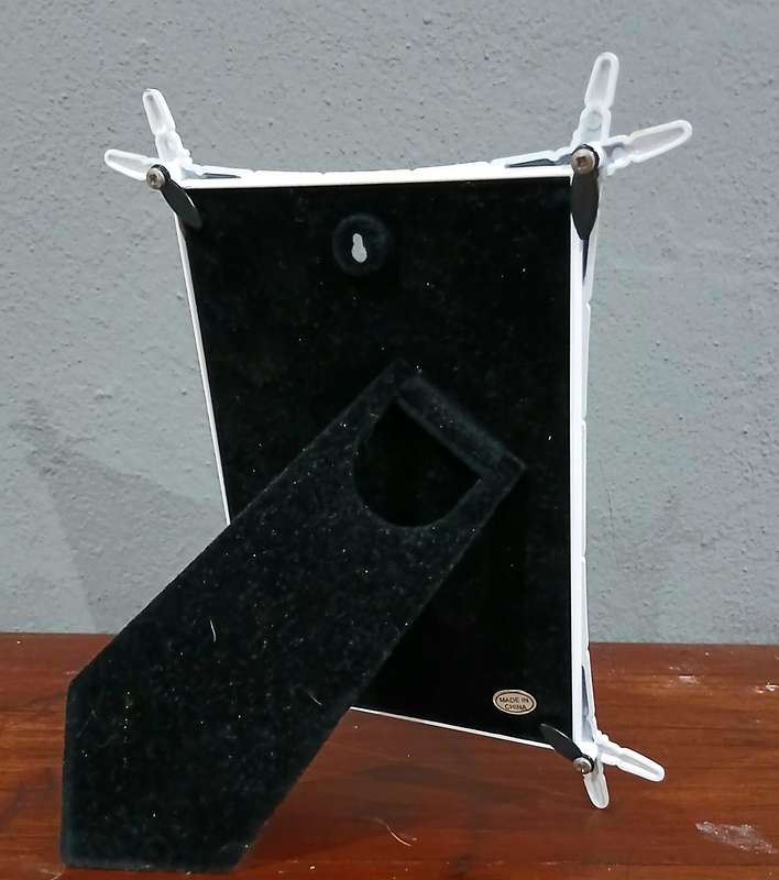 Vintage White Bamboo-Style Frame | Chinese-Made Metal with Satin Backing