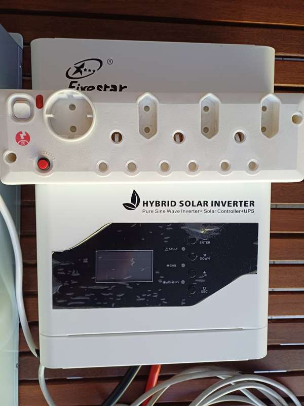 Hybrid Inverter 12V, pure sine wave + 12v 200AH 2.56kWh Lithium Battery LifeP04 Battery