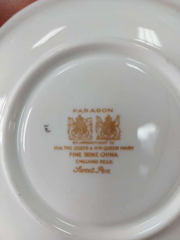 21 Piece Tea Set