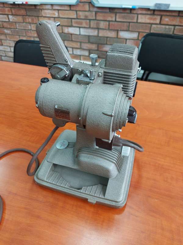 Vintage Revere 85 Projector