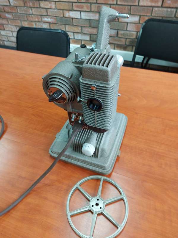 Vintage Revere 85 Projector