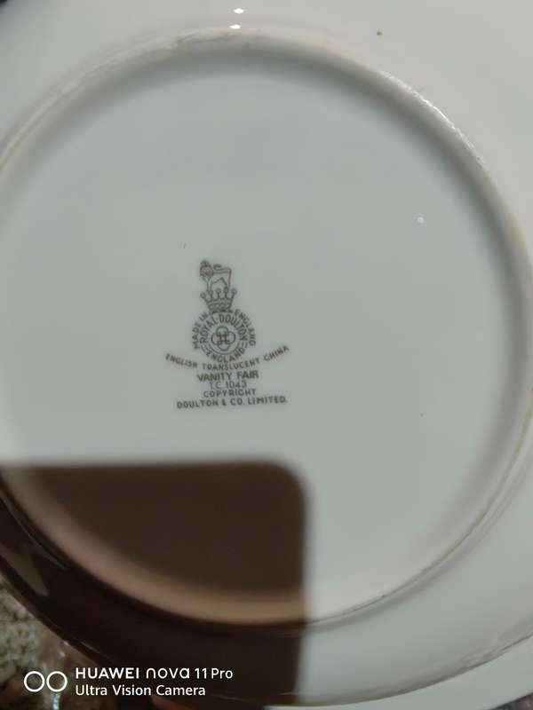 Royal Doulton bowls x 2