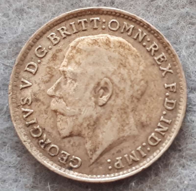 1918 GREAT BRITAIN THREEPENCE