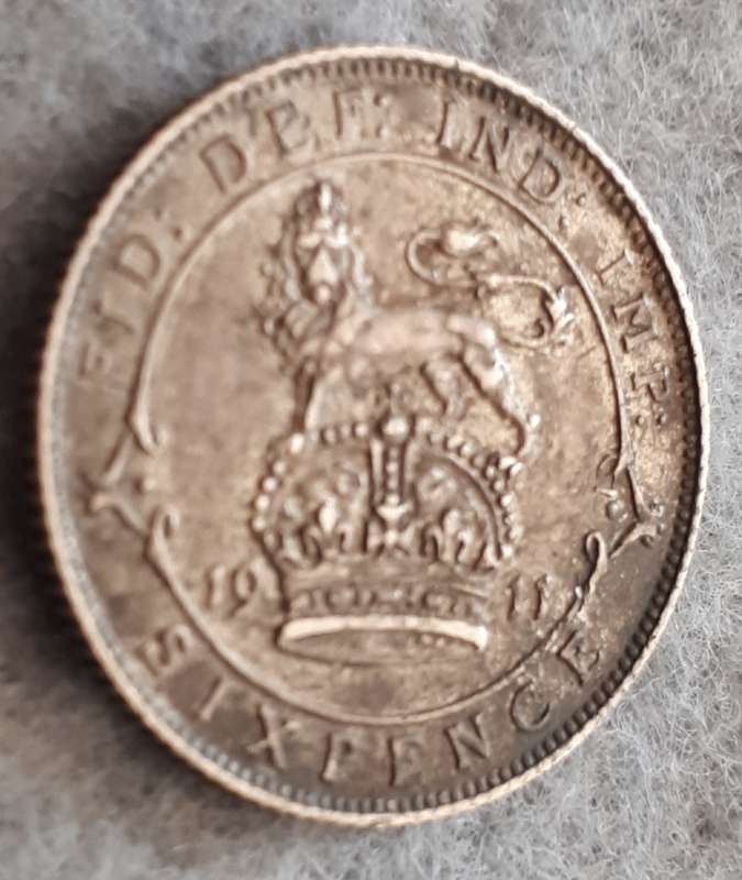 1911 GREAT BRITAIN SIXPENCE : XF